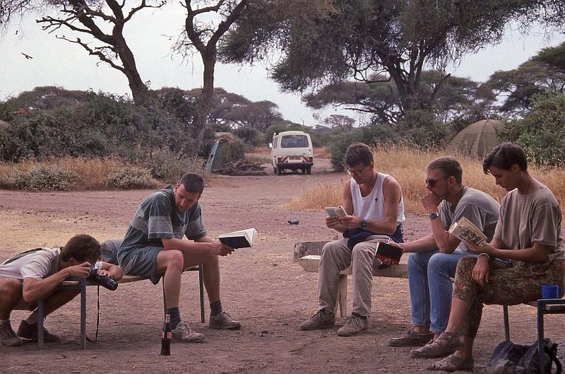 WT 1400 210-34 Kenya.jpg